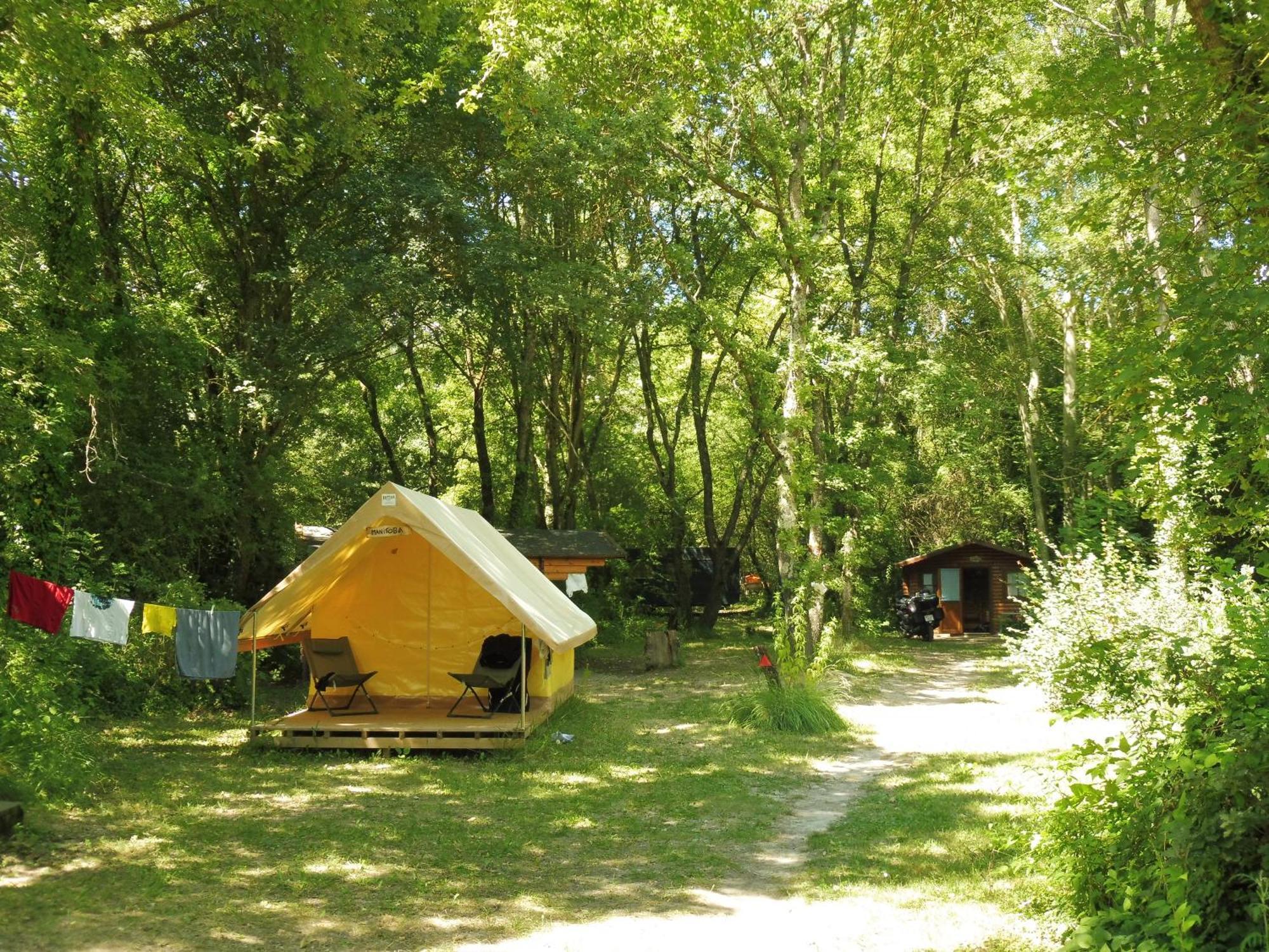 Camping La Vaugelette - Drôme Montclar-sur-Gervanne Exterior foto